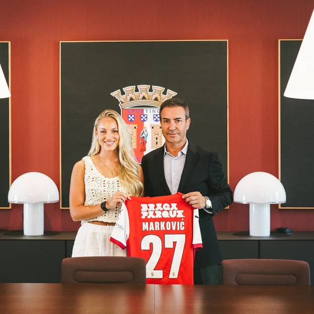 FOTO Najljepša nogometašica svijeta plakala je zbog momka. Sad ga ponovno mora napustiti