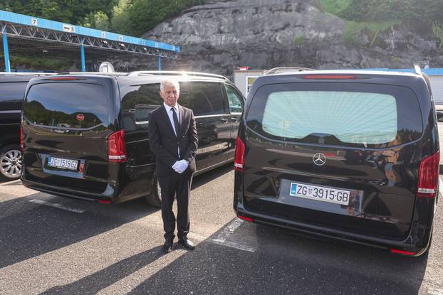 Na Grani?nom prijelazu Macelj održana je primopredaja posmrtnih ostataka hrvatskih žrtava izme?u Republike Slovenije i Republike Hrvatske
