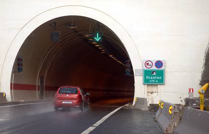 HAK: Zbog prometne nesreće na A6 u tunelu Hrasten u smjeru Rijeke vozi se jednim trakom
