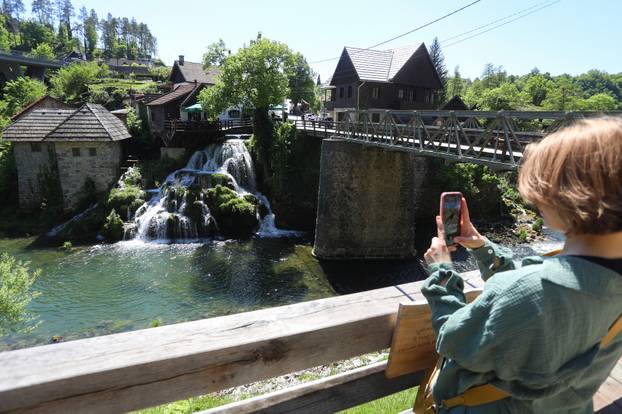 Slunj: Turistička patrola u Rastokama