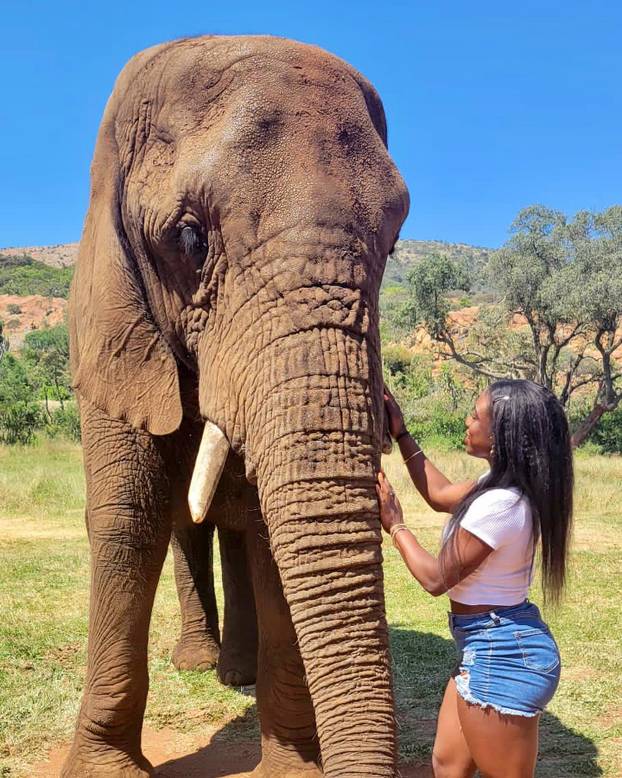 FOTO Protivnica Donne Vekić se nakon ozljede posvetila drugom poslu. Snima sadržaj za odrasle