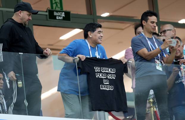 25.11.2020. Umro je veliki Diego Armando Maradona