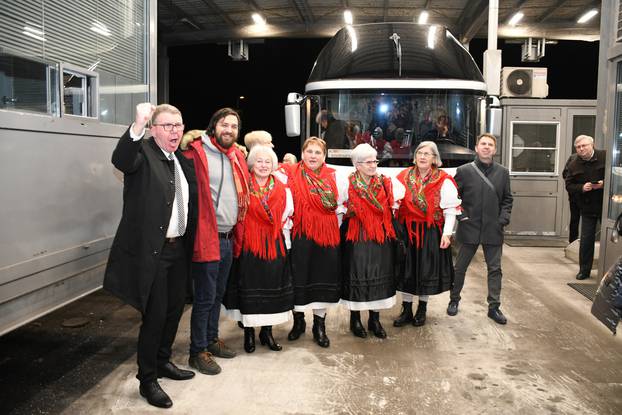 Mursko Središće: Na graničnom prijelazu organizirana svečanost ulaska u zonu Schengena, uz vatromet i tamburaše