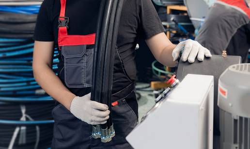 Puklo vam crijevo usred posla? Rješenje stiže za sat vremena