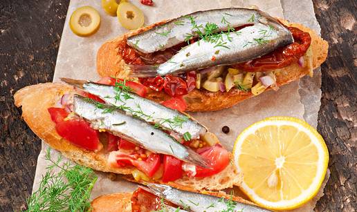 Crostini s inćunima - ukusni i zdravi mediteranski zalogajčići