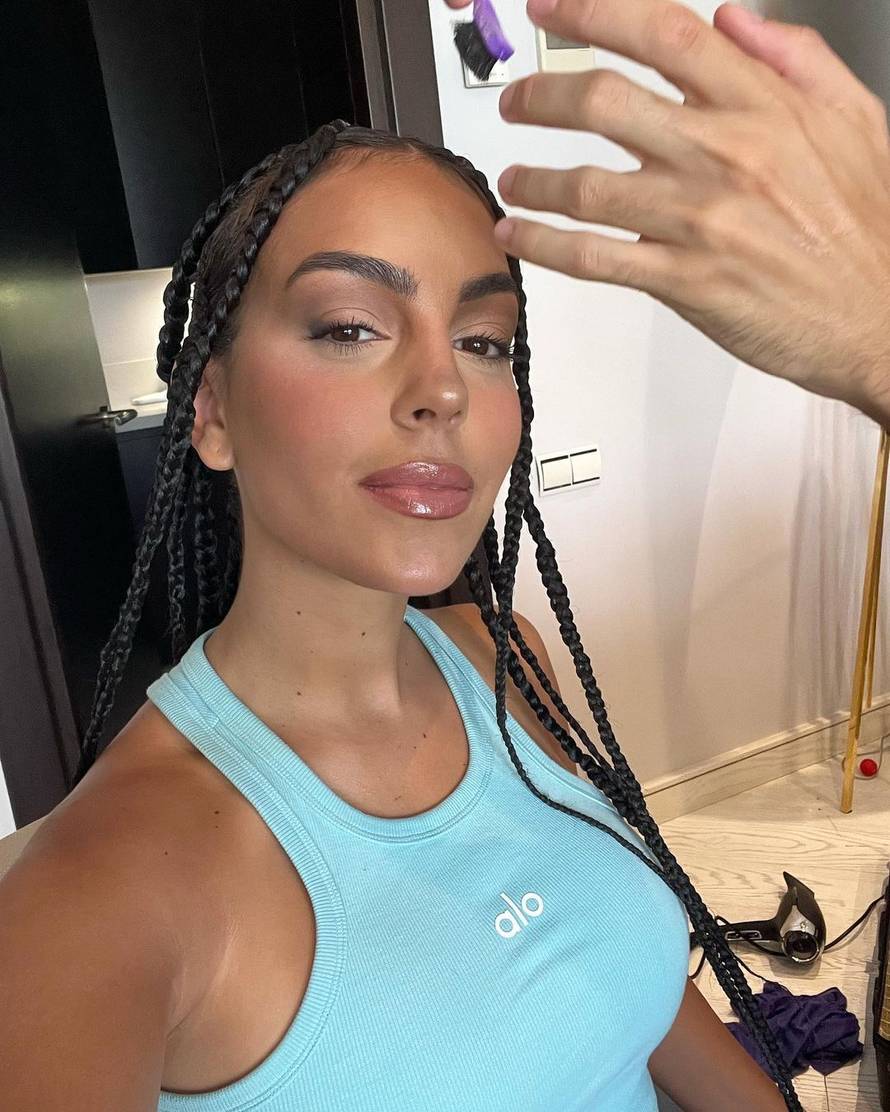 Georgina objavila fotku kćeri, objavu lajkalo više od milijun ljudi, a javio se i tata Ronaldo