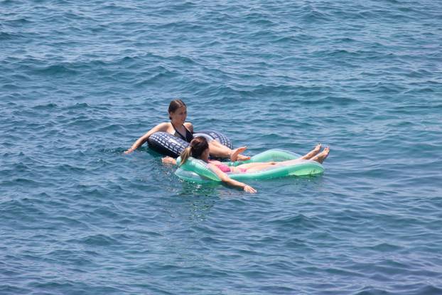 Dubrovnik: Kupanje na najpoznatijoj dubrovačkoj plaži