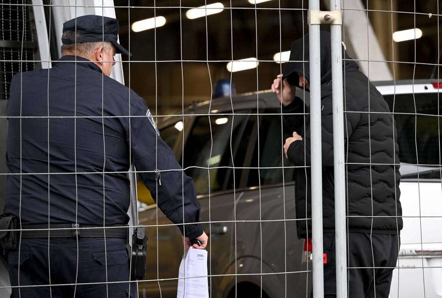 Zagreb: Privođenje uhićenih povezanih sa slučajem bolnice u Jankomiru