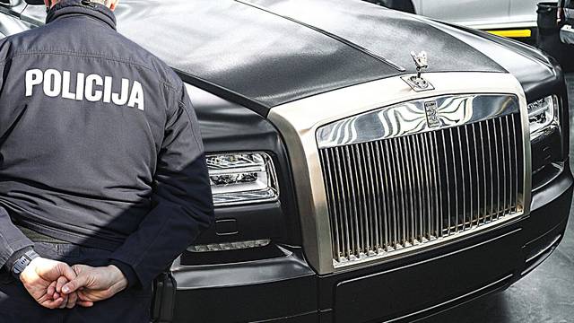 U Zagrebu su mu ukrali Rolls Royce, dva Land Rovera, Hondu i dva vanbrodska motora