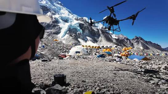 VIDEO Trebate kisika? Nema problema, dostava dronom sada stiže i na Mount Everest