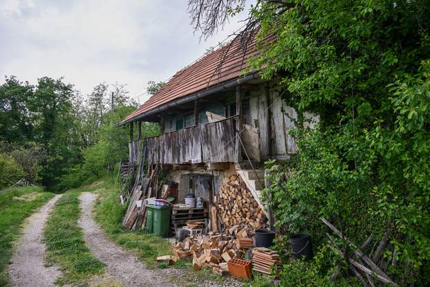 24SATA Ozalj i Malkovići mjesto od kuda su preci poznatog glumca Johna Malkovicha