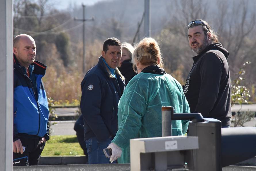 Na GP Plovanija postavljen kontejner Sanitarne inspekcije koja izdaje rješenja o samoizolaciji