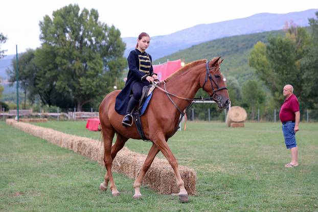 Trilj: Pripreme za 10. žensku Alku