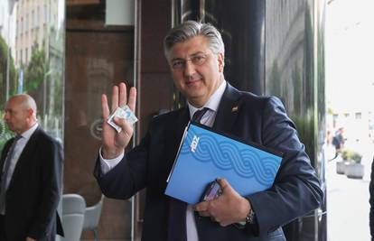 Odlazi li Plenković iz Hrvatske ili samo lovi glasove za EU?