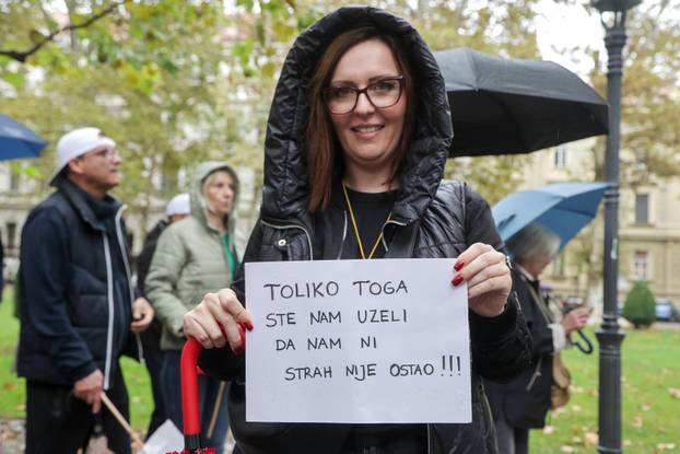 Zagreb: Prosvjed UGP-a i SMOi-ja protiv povećanja poreznog opterećenja