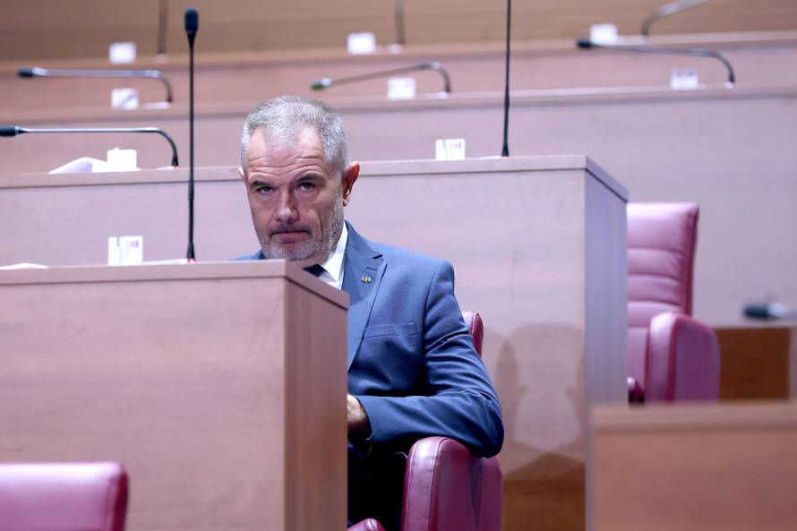 Zagreb: Sabor sjednicu nastavio raspravom o izvješću MIP-a, sabornica gotovo prazna