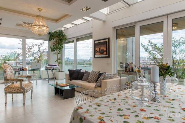 Na Trešnjevci prodaju luksuzni penthouse: Ima jacuzzi na terasi i profesionalni vrt! Ovo je cijena