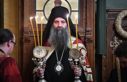 Zagreb: Brojni pravoslavni vjernici su proslavili Badnjak