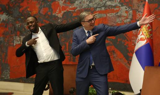 FOTO Bolt promovira Vučićev kontroverzni projekt, stigao je u Srbiju. 'To majka jednom rodi'