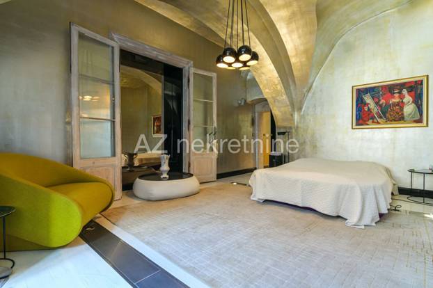 FOTO 'Perverzija' od stana u Zagrebu! Svodovi, biblioteka i ekskluziva. Ovo je iznos najma