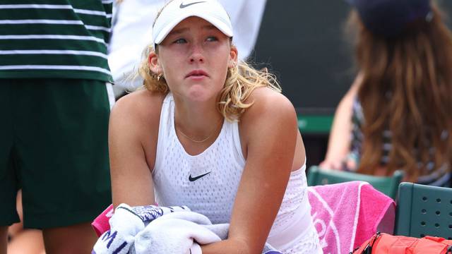 Ruska senzacija (16) ispala je s Wimbledona nakon preokreta