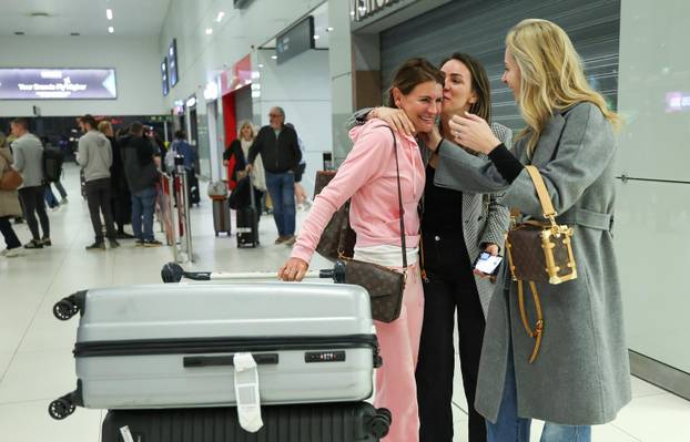 Hrvatski državljani iz Ujedinjenih Arapskih Emiratima sletli su u zracnu luku u Zagrebu 