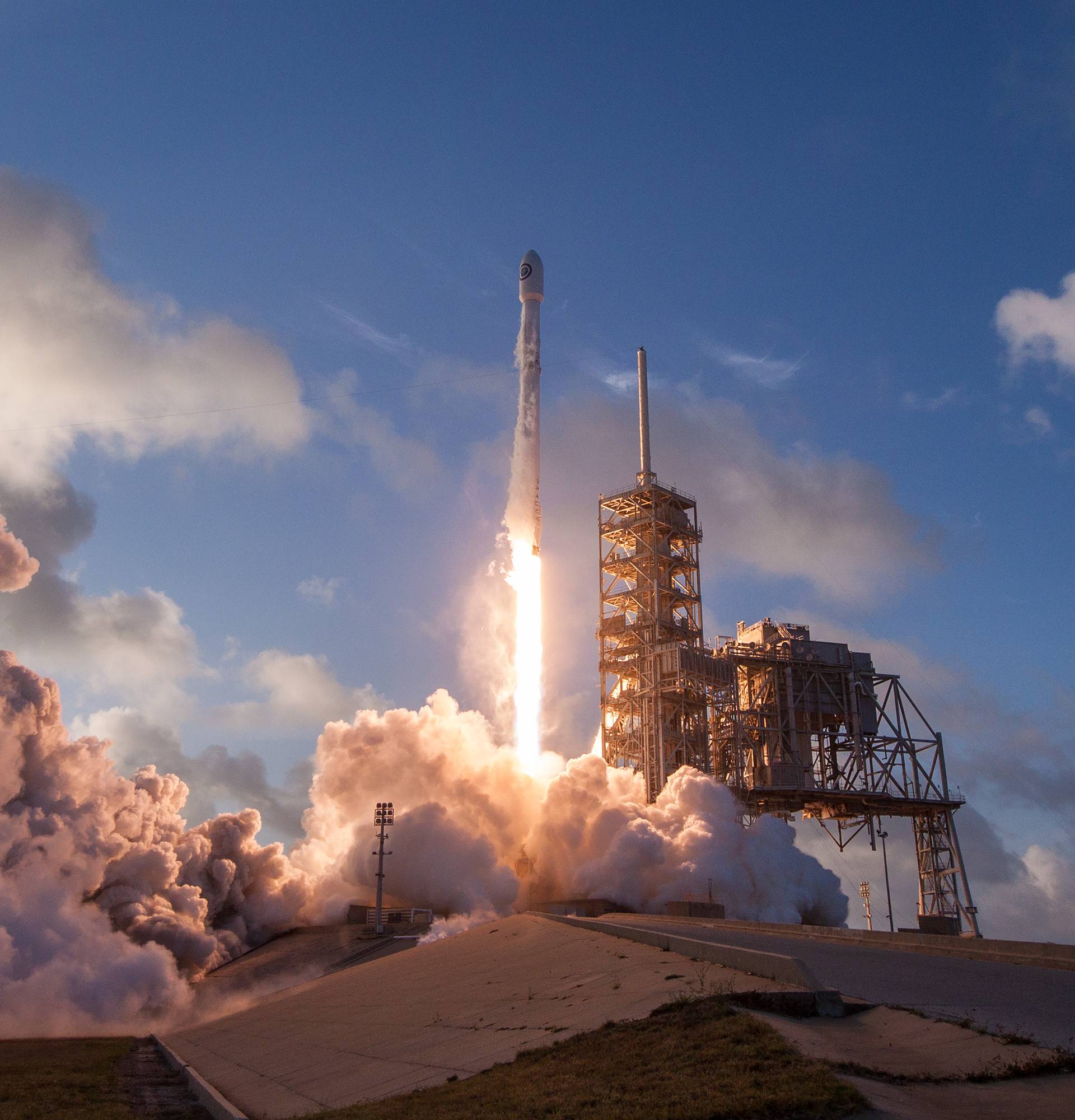 Tajna misija: SpaceX lansirao prvi špijunski satelit u svemir