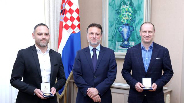 Zagreb: JandrokoviÄ primio rukometne suce koji su sudili finale Svjetskog prvenstva