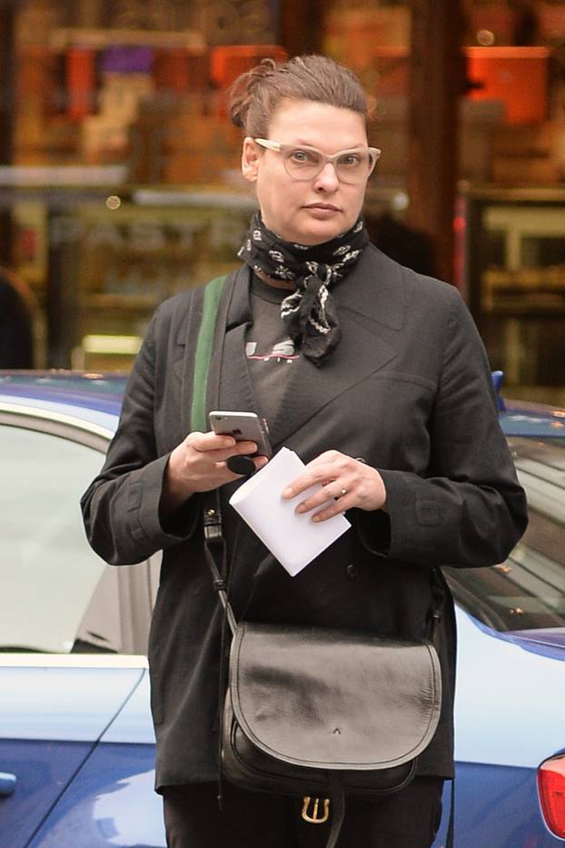 Linda Evangelista Waits For A Taxi In NYC