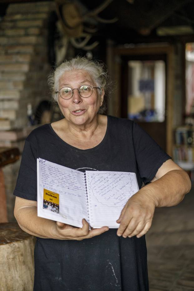 Tur&ccaron;in koji je prehodao Camino sada biciklira od Be&ccaron;a do Istanbula, na putu je stao kod na&scaron;e Dinke u &Scaron;arengradu