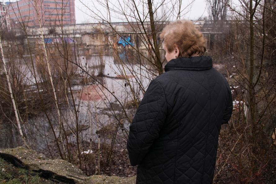 "Znam gdje je moj sin ubijen, rekli su mi: Tu je Miro ležao..."