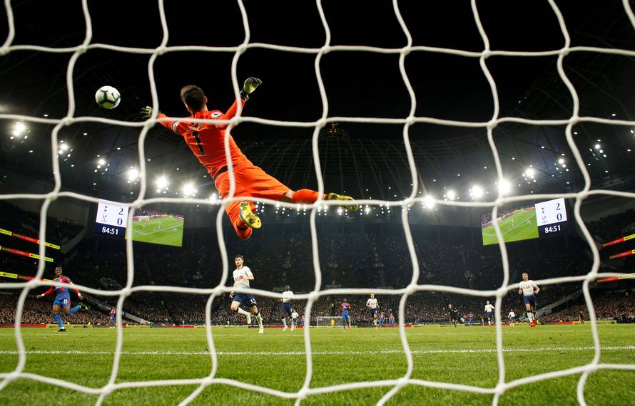 Premier League - Tottenham Hotspur v Crystal Palace