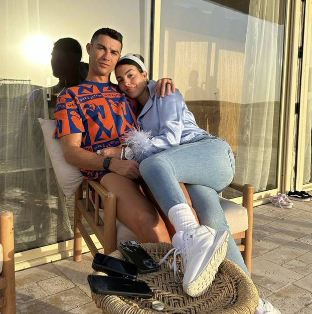 FOTO U ovoj palači Ronaldo živi sa zaručnicom Georginom u Rijadu. Vrijedi 14 milijuna eura