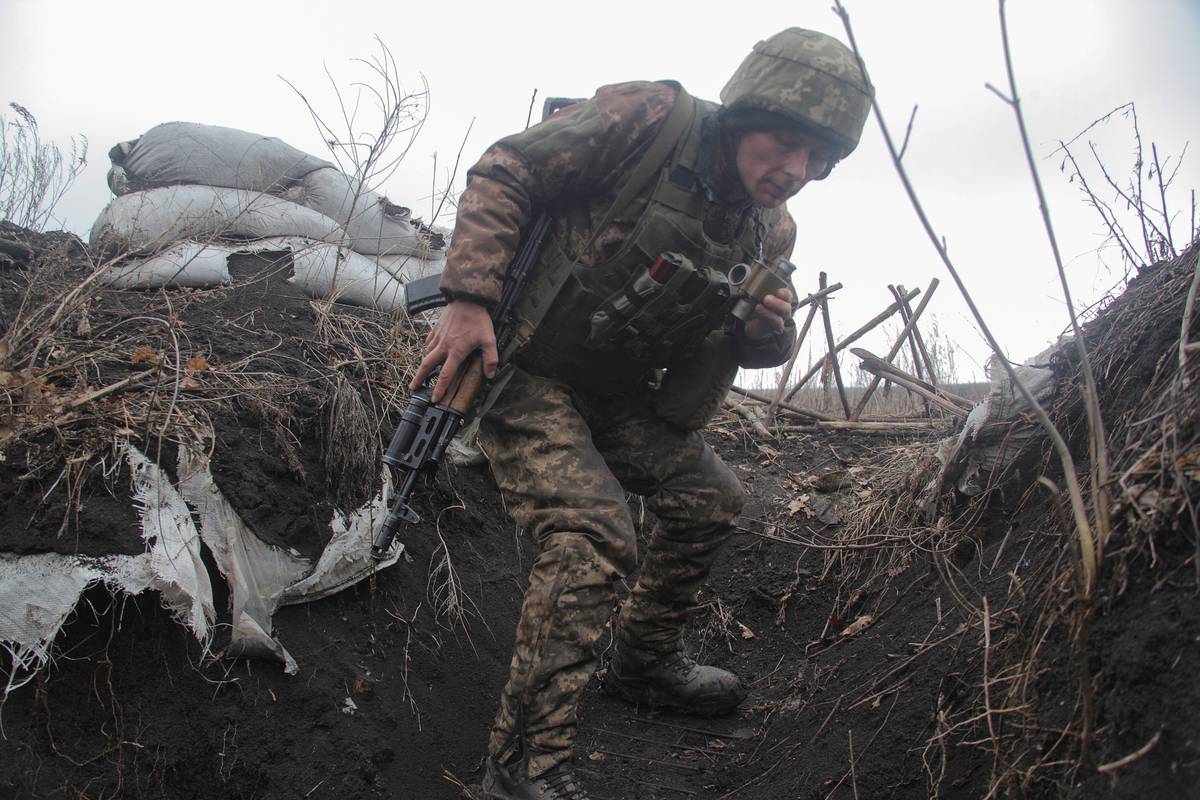 Rusija odbija povući vojsku s granice s Ukrajinom: 'Naša vojna kretanja su primjerena'