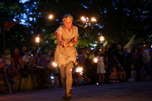 Donja Stubica: Borbe vatrom na Tahijevom viteškom turniru