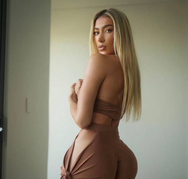 FOTO Outfiti otkrivaju 'previše': Fitness influencerica pokazala figuru zbog koje svi pričaju