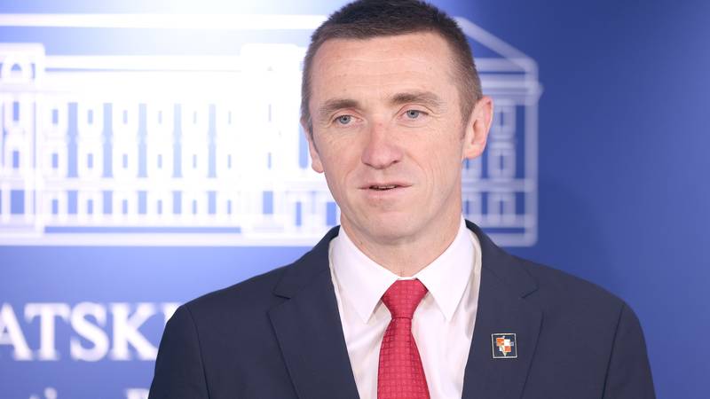 Penava napao Tomaševića zbog Trnjanskih kresova: 'Prestanite negirati najveći zločin u Europi'