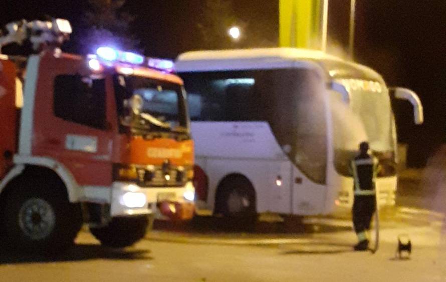 Gorio autobus kod Ravne Gore, uzrok neispravne instalacije...