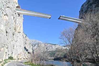 Omiš: Napredak gradnje najkompleksnijeg mosta u Hrvatskoj