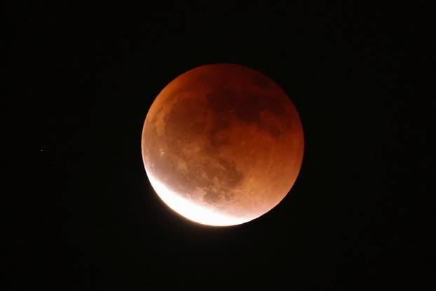 Total lunar eclipse in Cairo