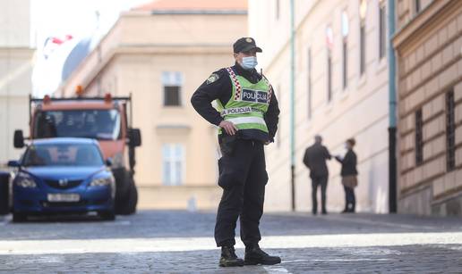 Jandrokovićev ured demantirao sindikat: Nije tražio da maknu vozilo jer mu strašno smrdi