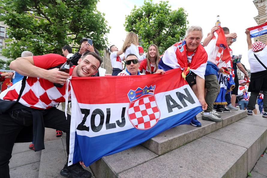 Hamburg: Navijači se okupljaju u središtu grada