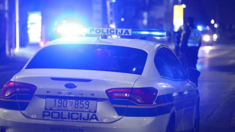 Policajac se na službi zabio u vozačicu (29): Bila je pijana i bez vozačke dozvole...