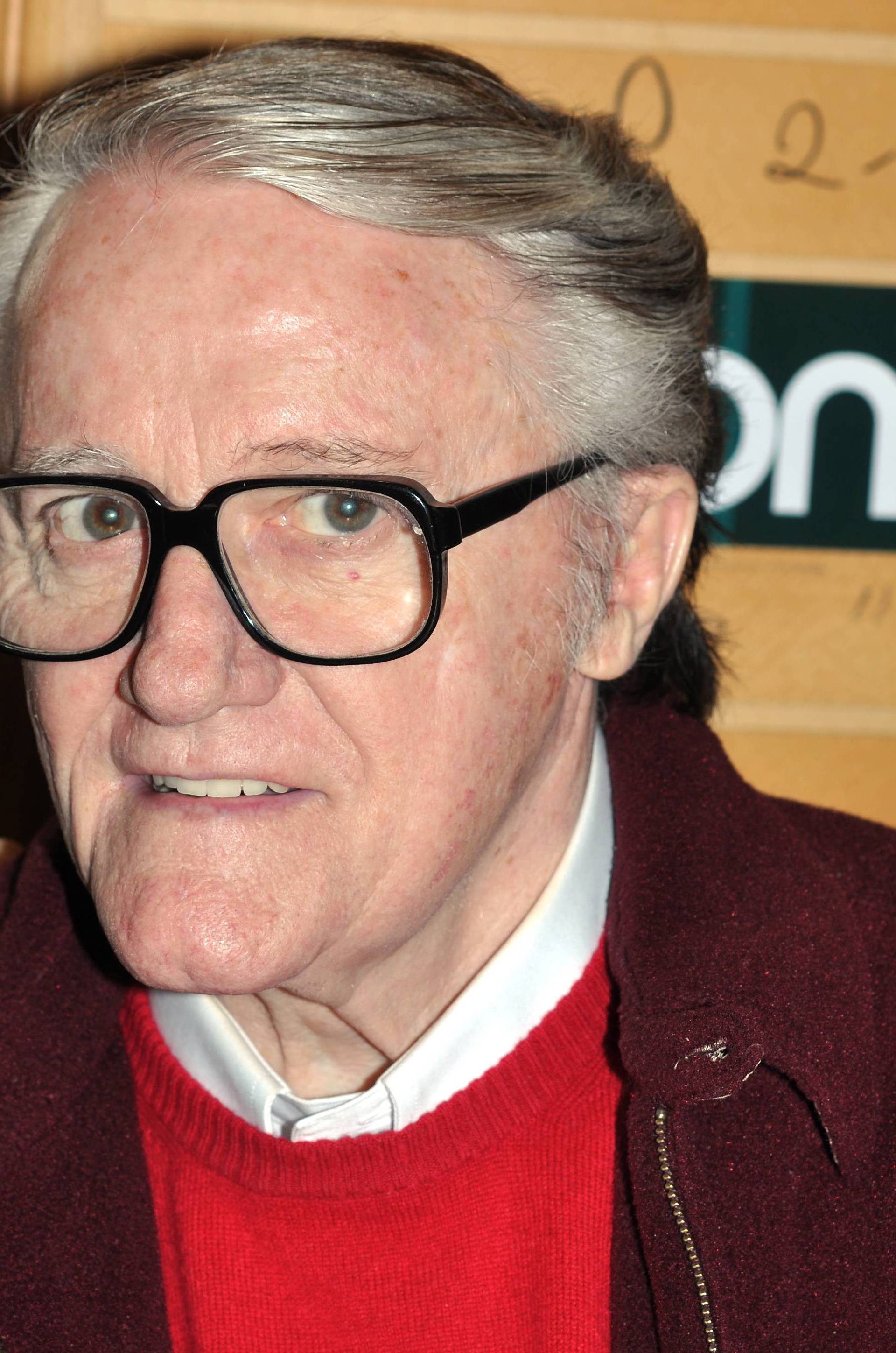 US actor Robert Vaughn signs copies of his autobiography at Easons. Dublin. Ireland