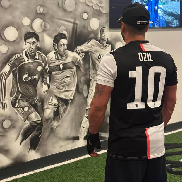 Bivši realovac šokirao fizičkom preobrazbom. Postao snagator