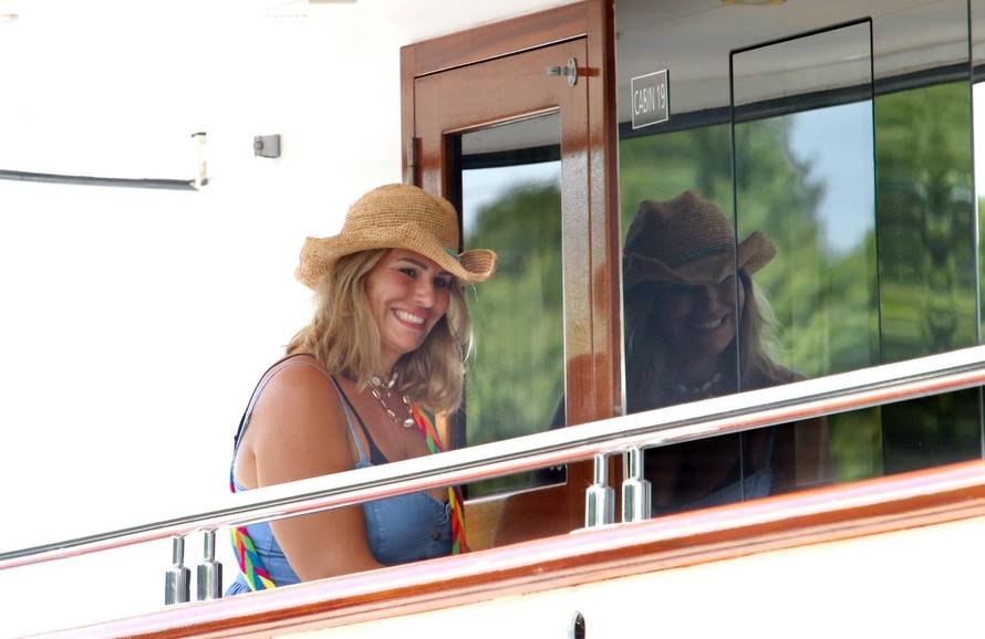 Todorićki tata završio u zatvoru, a Bučević je duhovno obnavljala