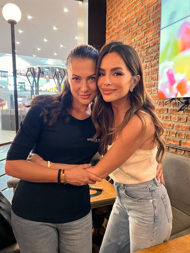 Severinin ludi noćni provod u Turskoj! 'Padale' puse i zagrljaji cijelu večer: 'Hiljadu luđaka!'