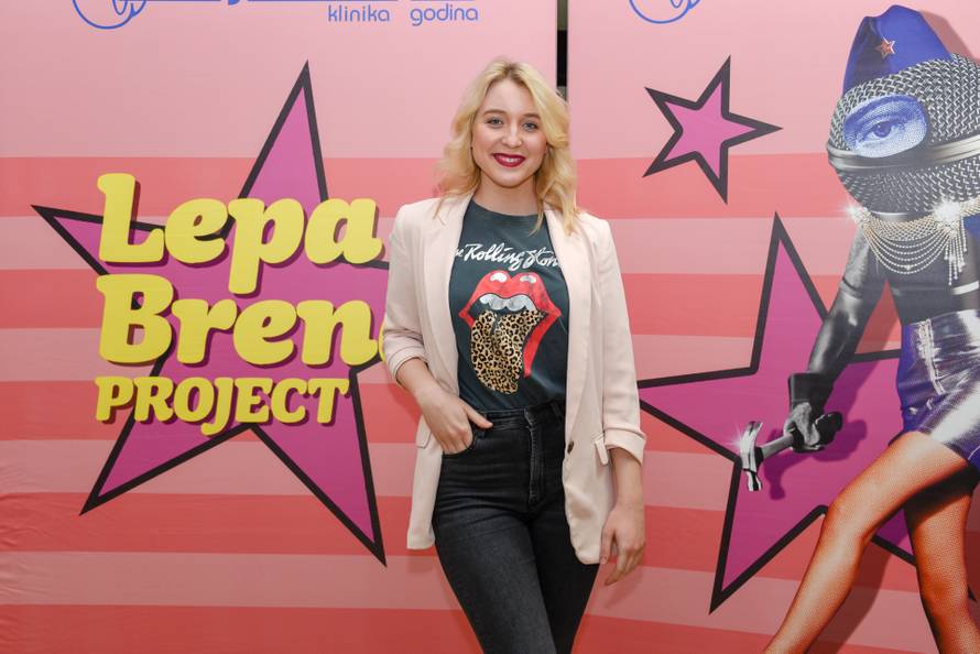 Lepa Brena Project: U Zagrebu predstava privukla tisuću ljudi, a uskoro i u Rijeci, Makarskoj...