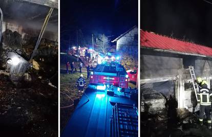 FOTO Buktinja u Zagorju: Auto i dva traktora izgorjeli u garaži, s vatrom se borilo 13 vatrogasaca