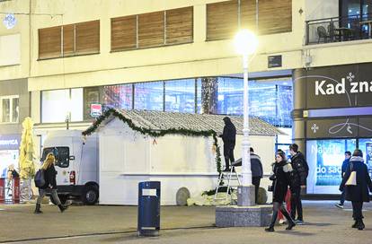 FOTO Završio Advent u Zagrebu: Radnici imali pune ruke posla s božićnim ukrasima i kućicama